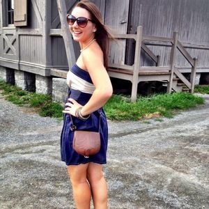 Meet your Posher, Lara